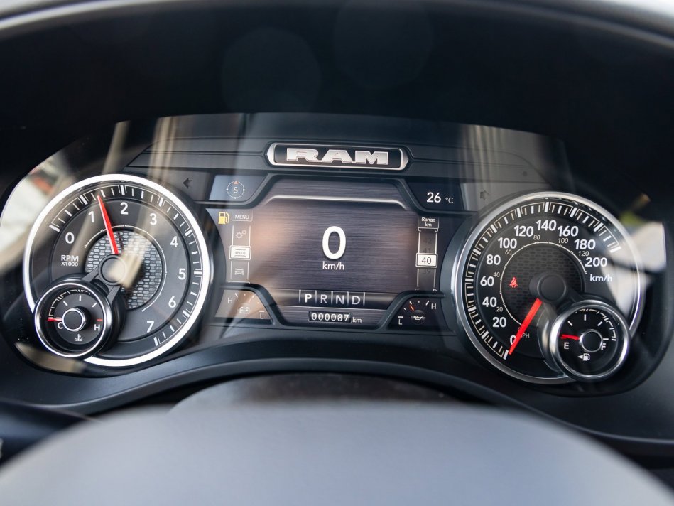 RAM 1500 Big Horn 1C6RRFFG3NN308088 106104