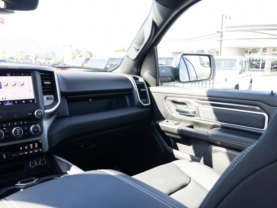 RAM 1500 Big Horn 1C6RRFFG3NN308088 106112