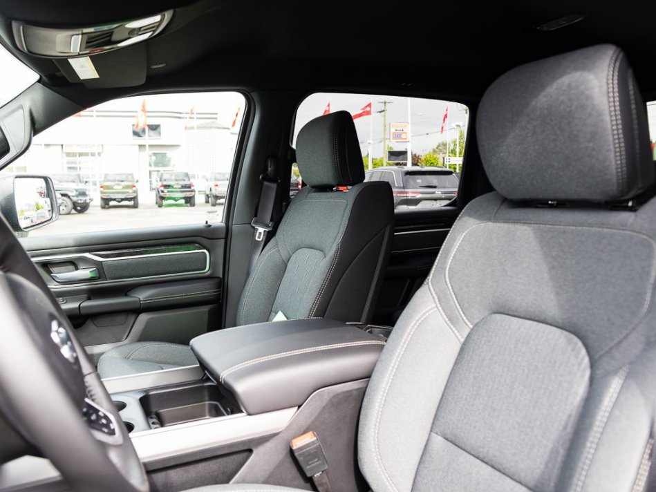 RAM 1500 Big Horn 1C6RRFFG9NN308208 105391