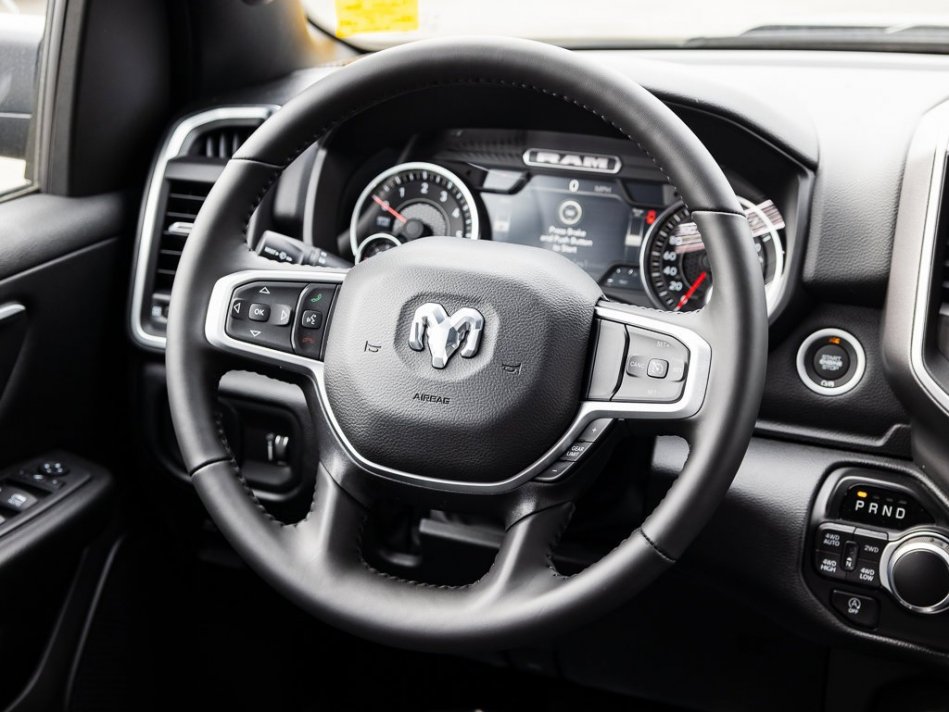 RAM 1500 Big Horn 1C6RRFFG9NN308208 105402