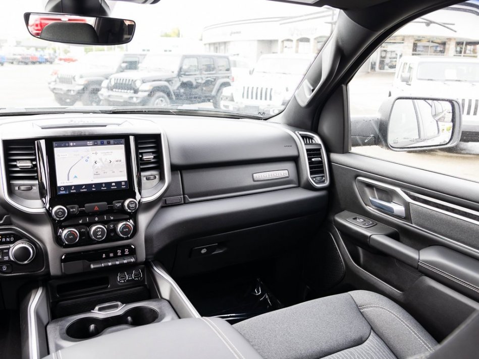 RAM 1500 Big Horn 1C6RRFFG9NN308208 105403