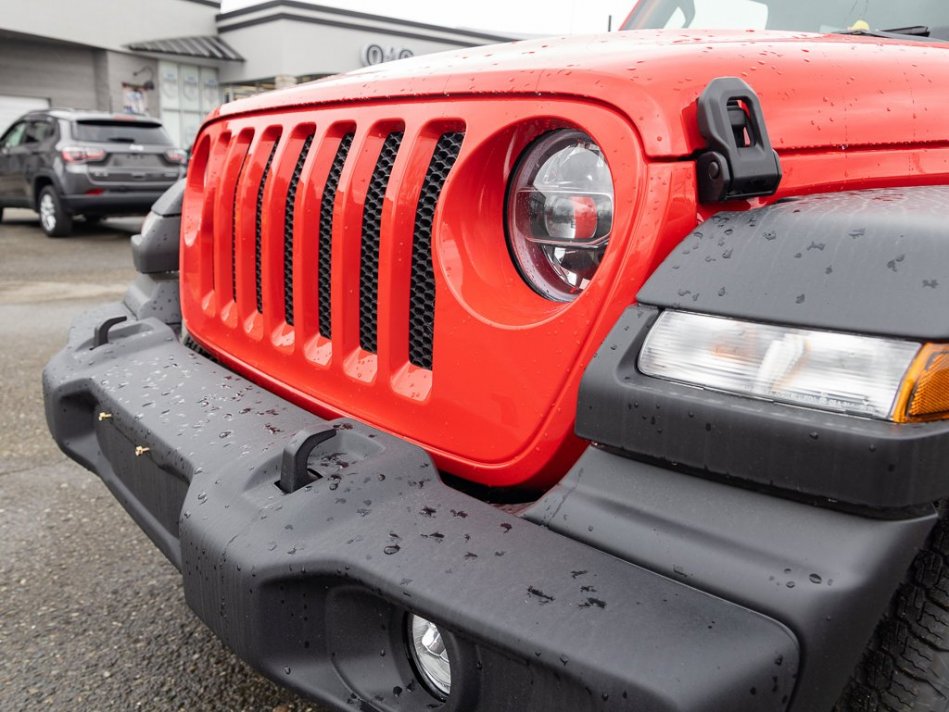 JEEP Wrangler Sport S 1C4GJXAN7NW177163 104745