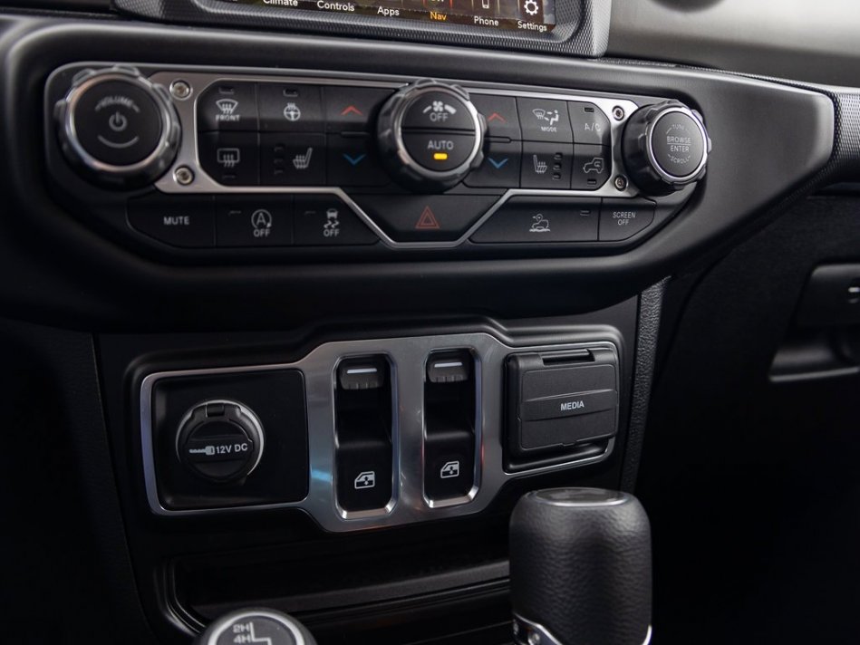 JEEP Wrangler Sport S 1C4GJXAN7NW177163 104749