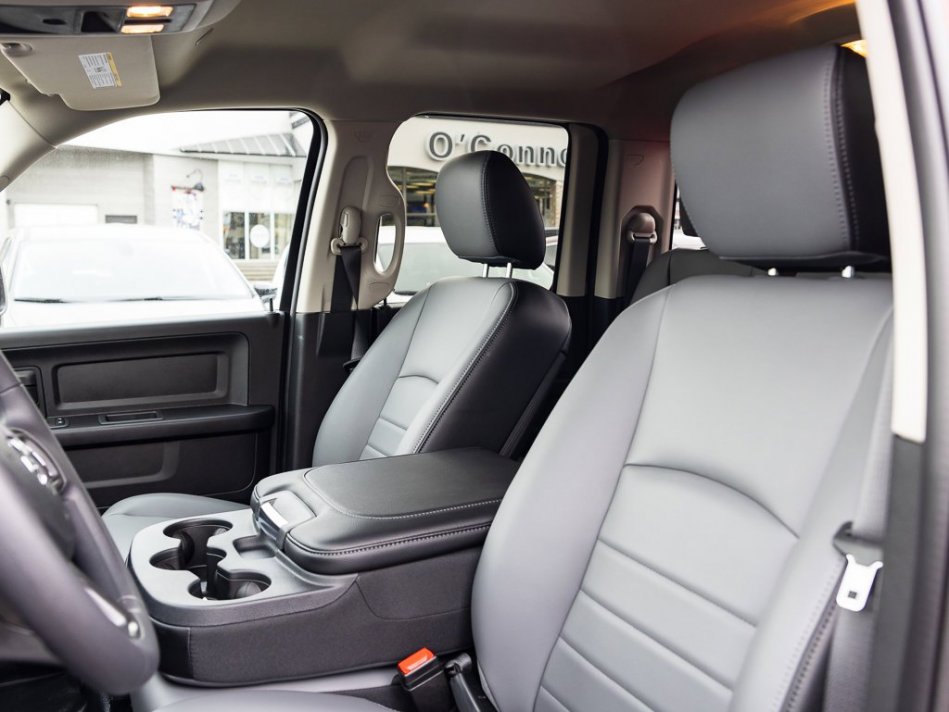 RAM 1500 Classic Tradesman 1C6RR6FG8NS153457 105780