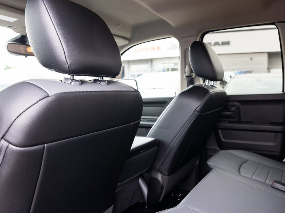 RAM 1500 Classic Tradesman 1C6RR6FG8NS153457 105788