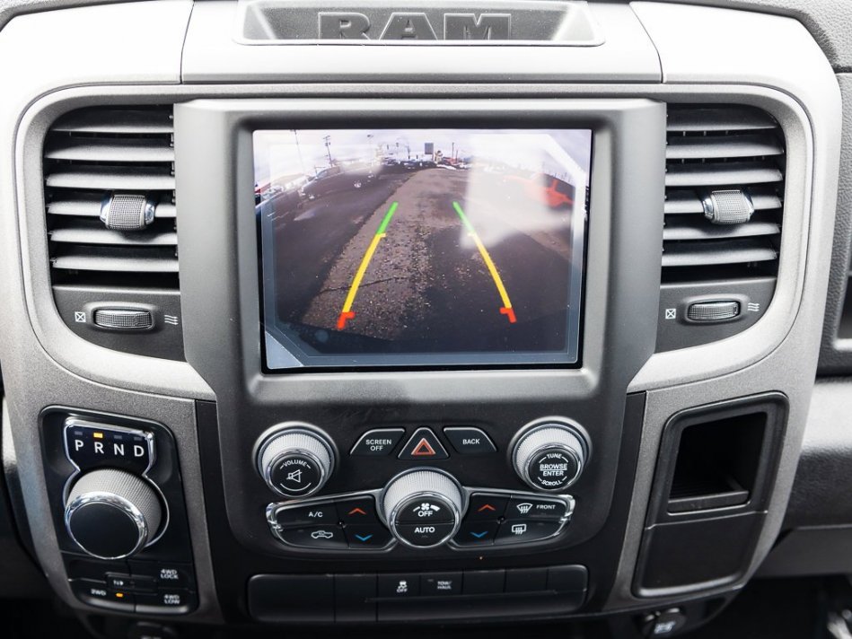 RAM 1500 Classic Night Edition 1C6RR7FG2NS174701 105807