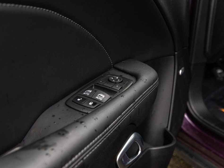 DODGE Challenger GT 2C3CDZJGXNH123295 104660