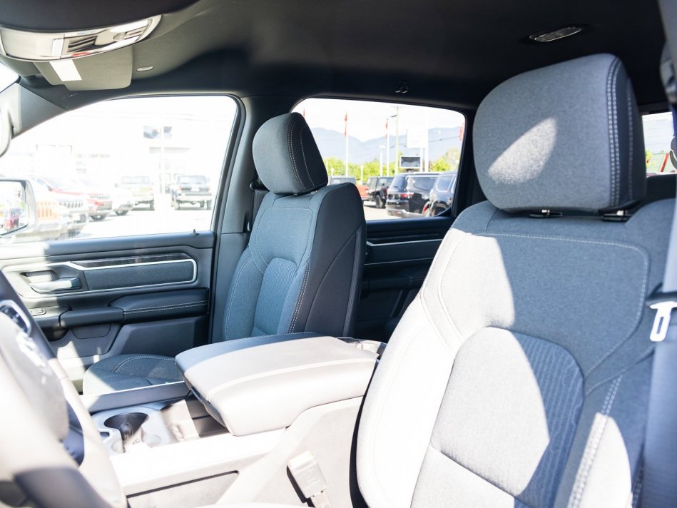 RAM 1500 Big Horn 1C6RRFFGXNN311473 106005