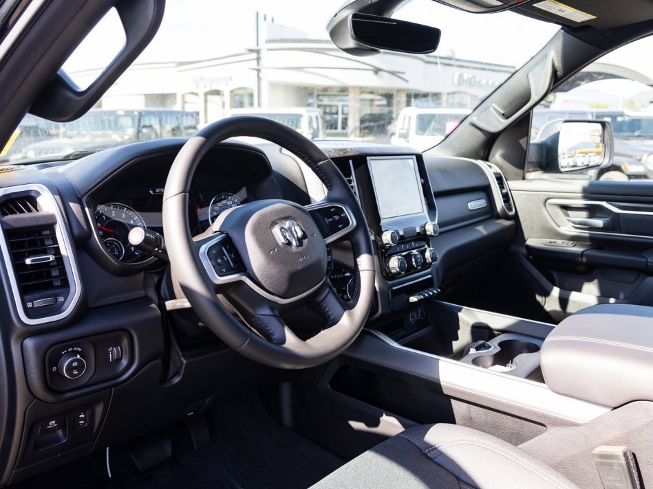 RAM 1500 Big Horn 1C6RRFFGXNN311473 106006