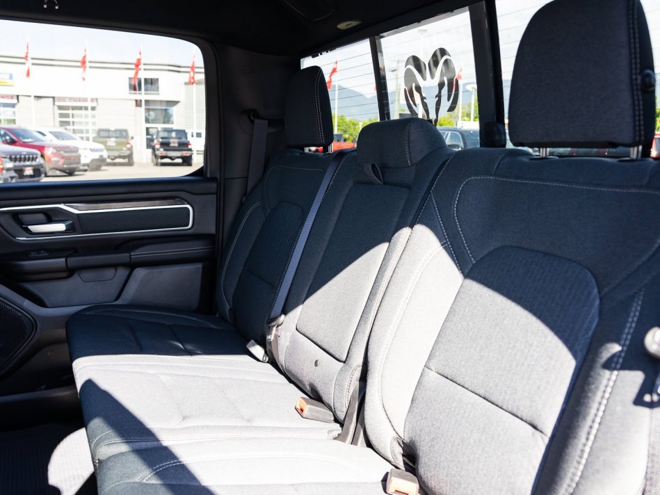 RAM 1500 Big Horn 1C6RRFFGXNN311473 106012