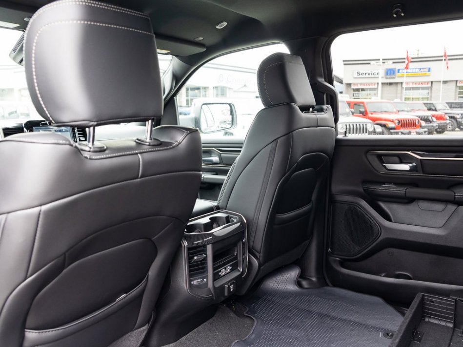 RAM 1500 Sport 1C6SRFVT5NN312627 105256