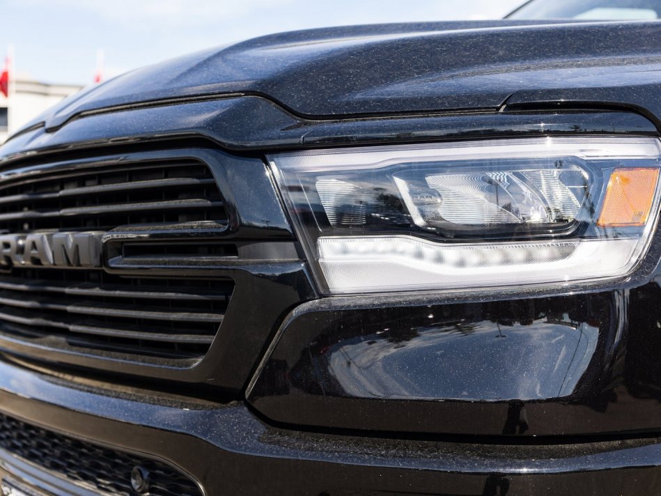 RAM 1500 Sport 1C6SRFVT1NN312642 105980