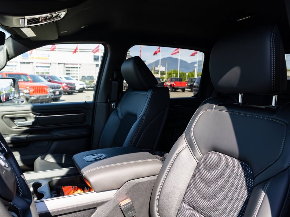 RAM 1500 Sport 1C6SRFVT1NN312642 105981