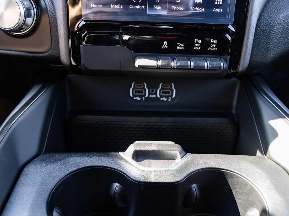 RAM 1500 Sport 1C6SRFVT1NN312642 105984