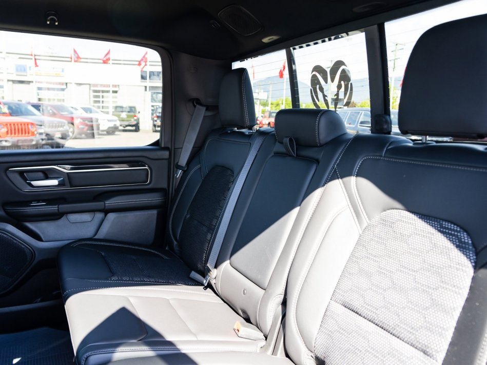 RAM 1500 Sport 1C6SRFVT1NN312642 105989