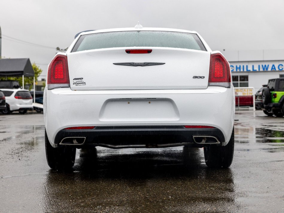 CHRYSLER 300 Touring 2C3CCARG7NH134649 104667