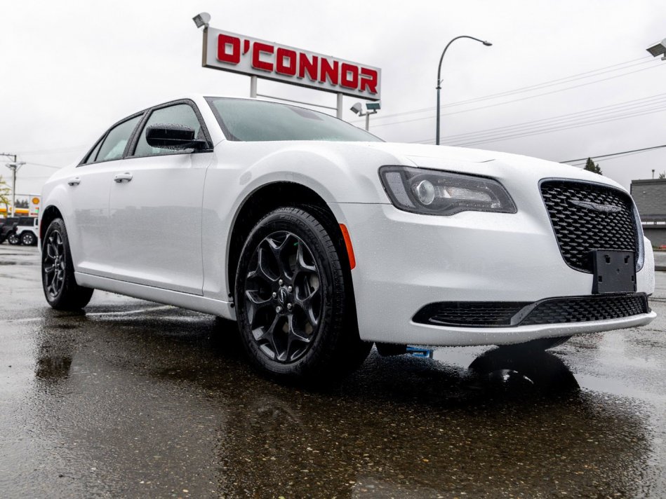 CHRYSLER 300 Touring 2C3CCARG7NH134649 104671