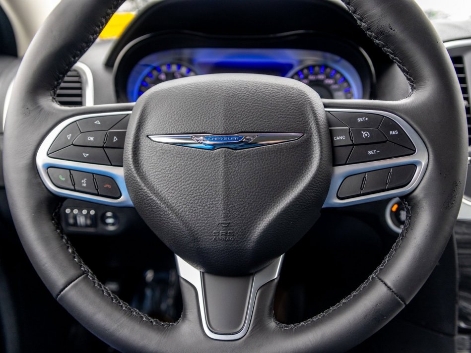 CHRYSLER 300 Touring 2C3CCARG7NH134649 104682