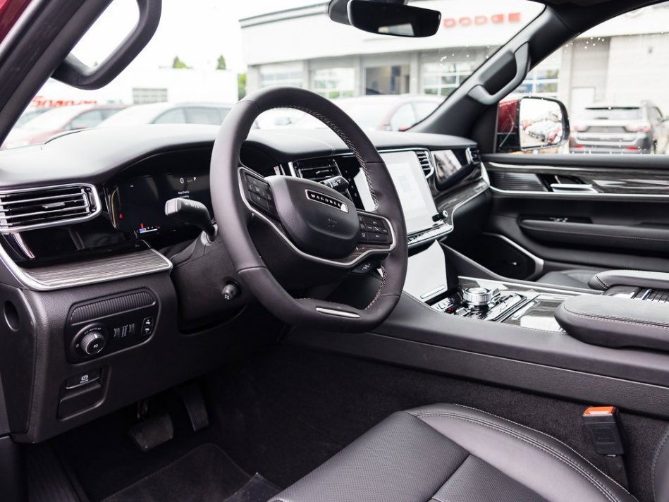 WAGONEER Series III Series III 1C4SJVDT0NS165985 105706