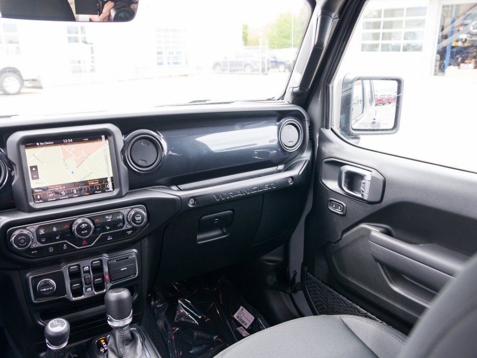 JEEP Wrangler Unlimited Sport Altitude 1C4HJXDG5NW142767 105069