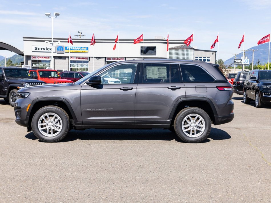 JEEP All-New Grand Cherokee Laredo 1C4RJHAG7N8574294 105874