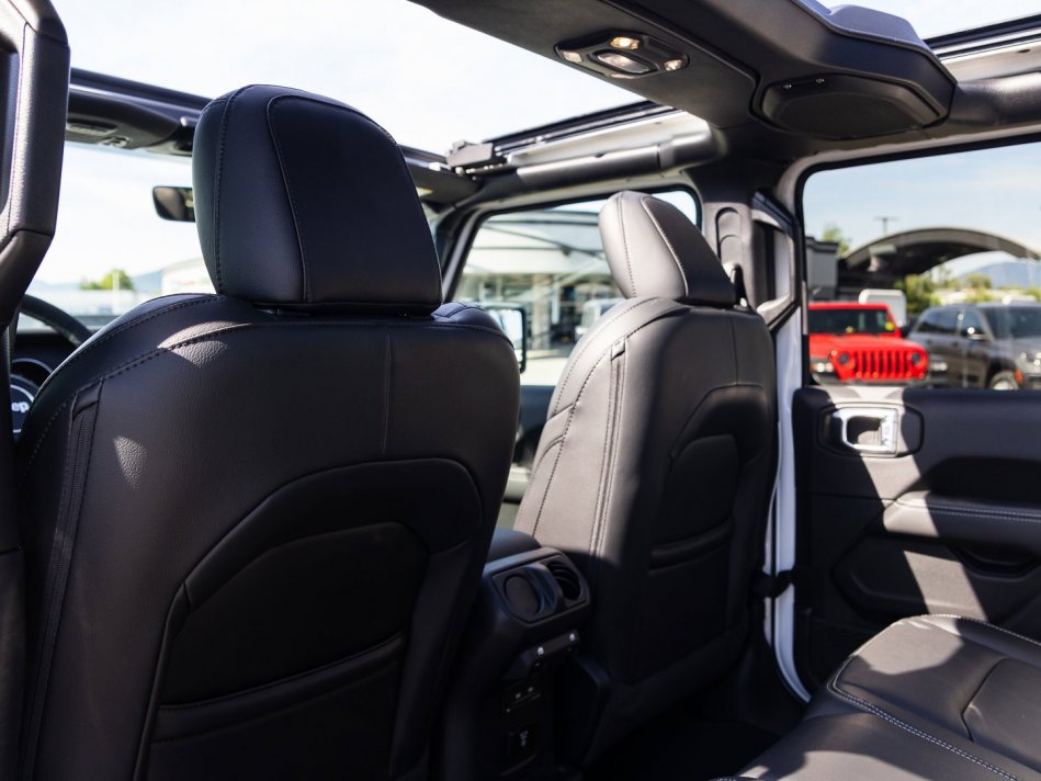 JEEP Wrangler Unlimited Sahara 1C4HJXEM7NW189710 105962