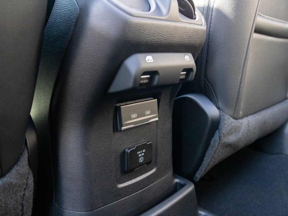 JEEP Wrangler Unlimited Sahara 1C4HJXEM7NW189710 105968