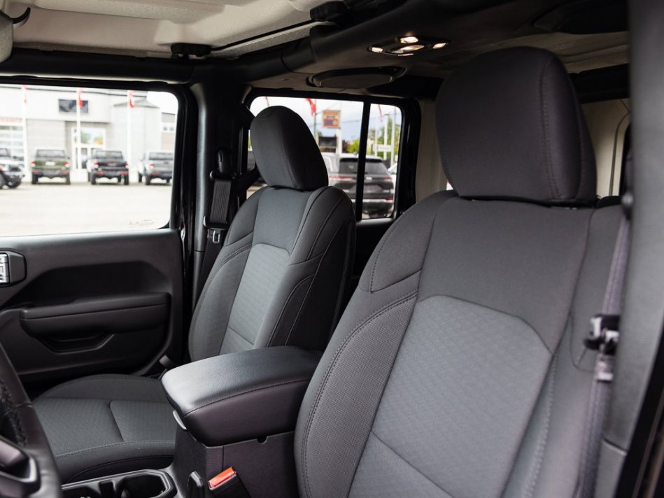 JEEP Wrangler Unlimited Sport S 1C4HJXDM3NW234806 105539