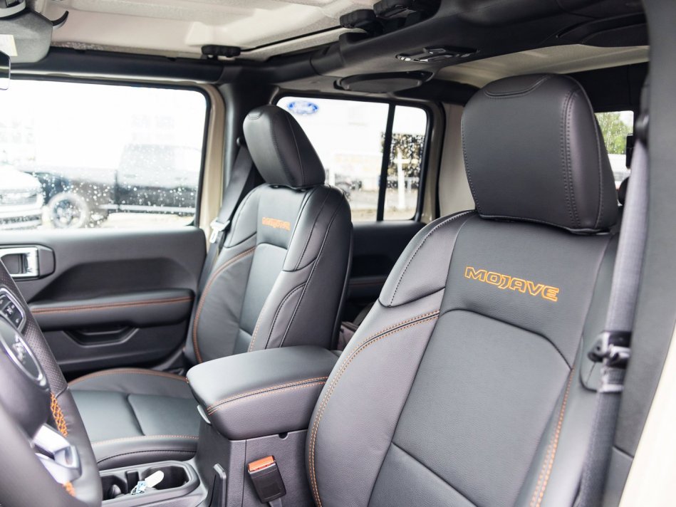 JEEP Gladiator Mojave 1C6JJTEG6NL148093 106236