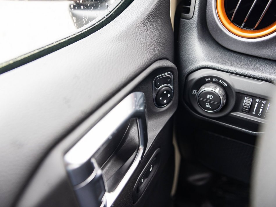 JEEP Gladiator Mojave 1C6JJTEG6NL148093 106242