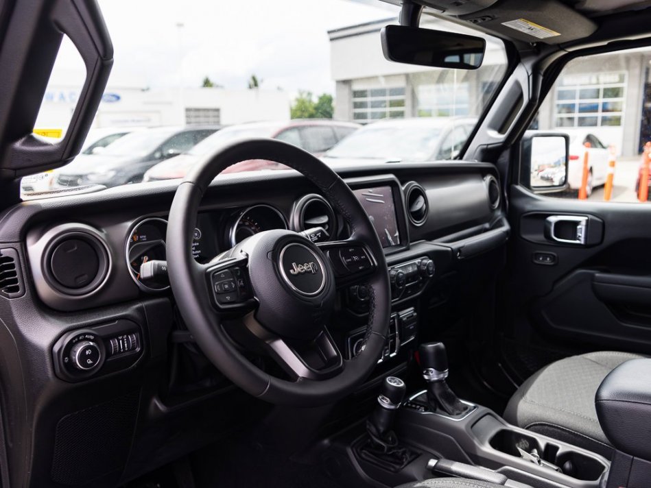 JEEP Gladiator Sport S 1C6JJTAG9NL136283 105659