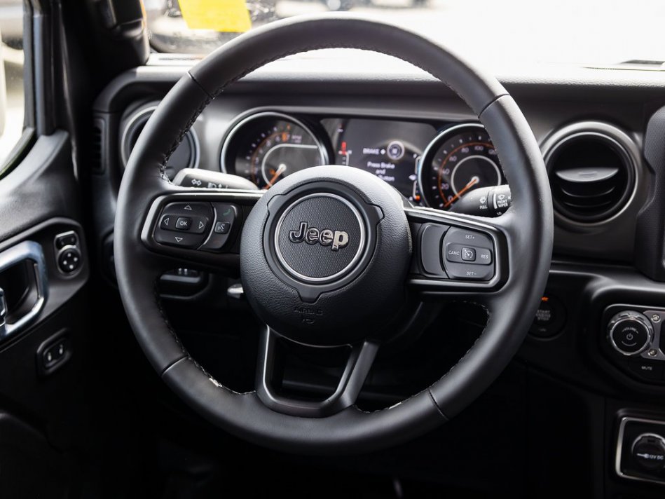 JEEP Gladiator Sport S 1C6JJTAG9NL136283 105669