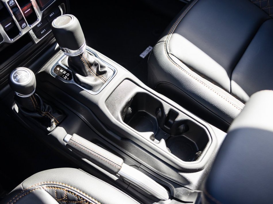 JEEP Gladiator High Altitude 1C6HJTFG4NL153922 106877