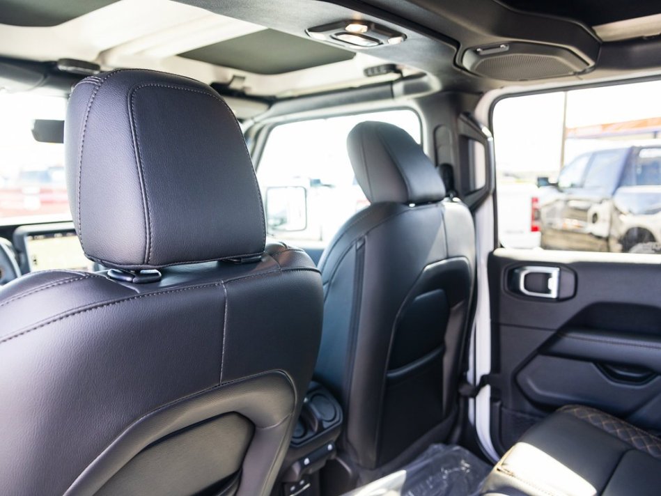 JEEP Gladiator High Altitude 1C6HJTFG4NL153922 106883