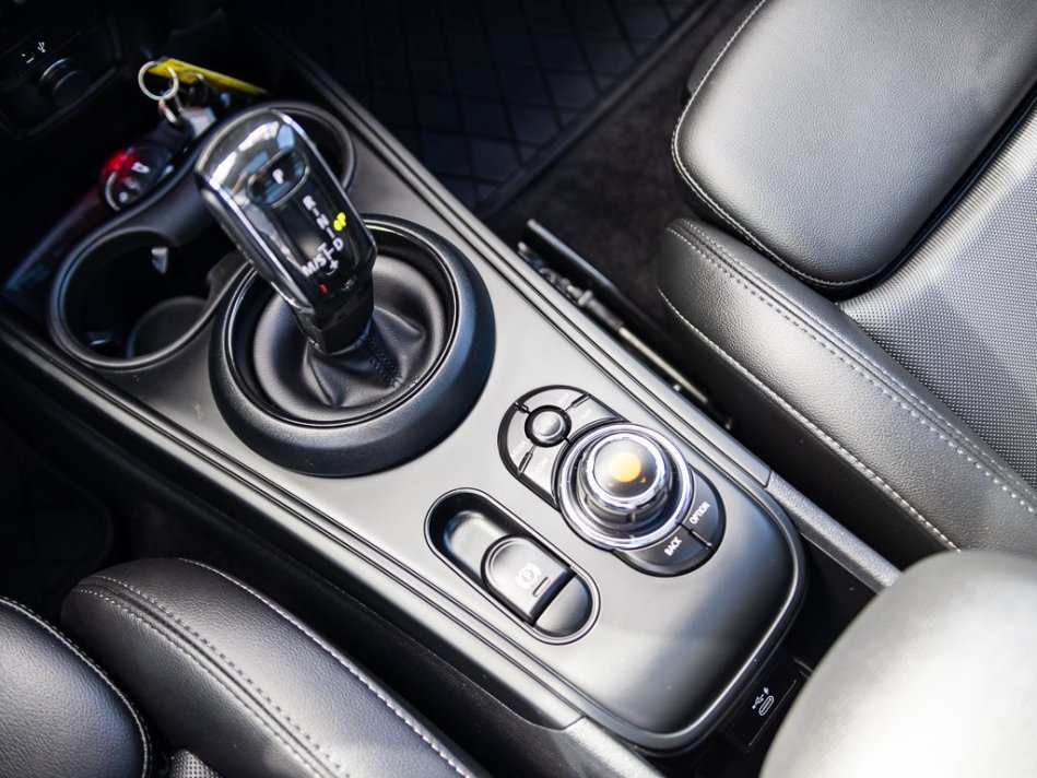 MINI Countryman Cooper WMZYW5C08L3L03332 106825