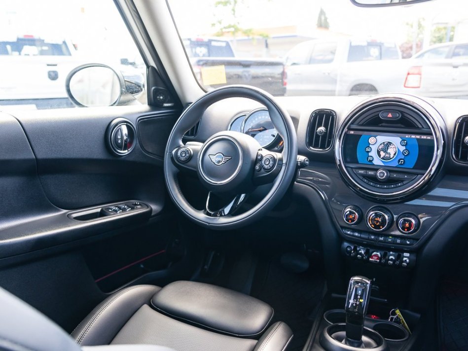 MINI Countryman Cooper WMZYW5C08L3L03332 106832