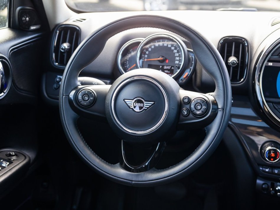 MINI Countryman Cooper WMZYW5C08L3L03332 106833