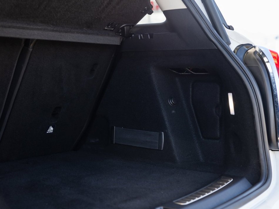 MINI Countryman Cooper WMZYW5C08L3L03332 106837