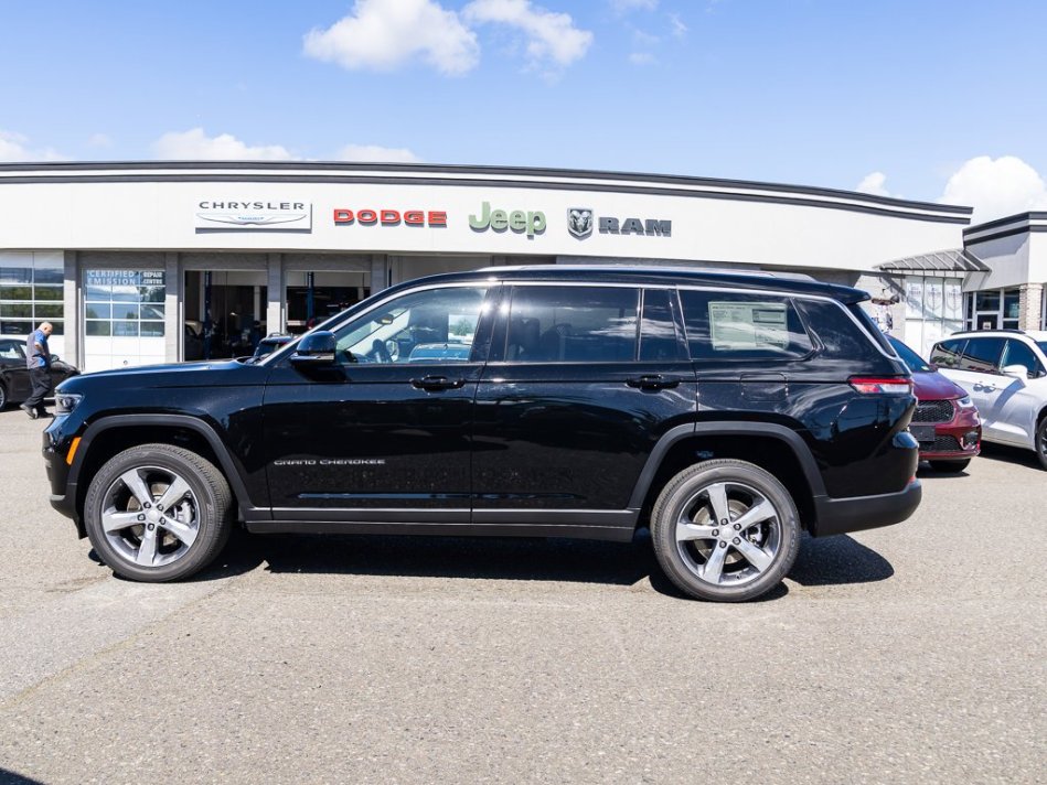 JEEP Grand Cherokee L Limited 1C4RJKBG2N8529792 106943