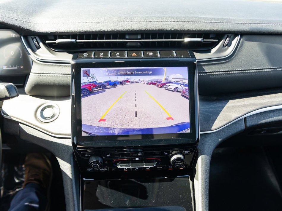 JEEP Grand Cherokee L Limited 1C4RJKBG2N8529792 106953