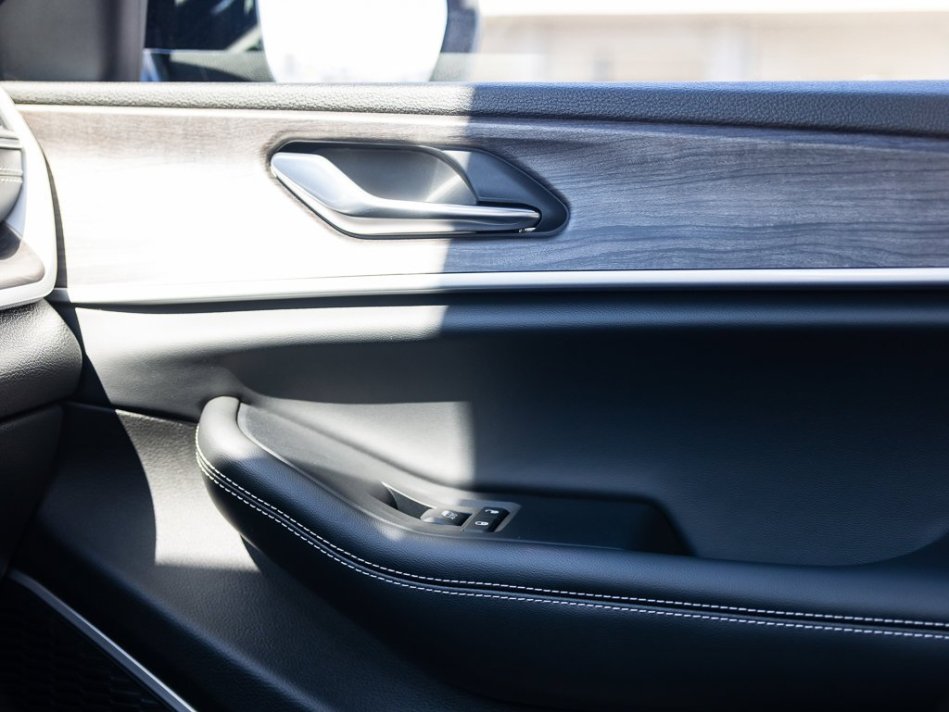 JEEP Grand Cherokee L Limited 1C4RJKBG2N8529792 106957