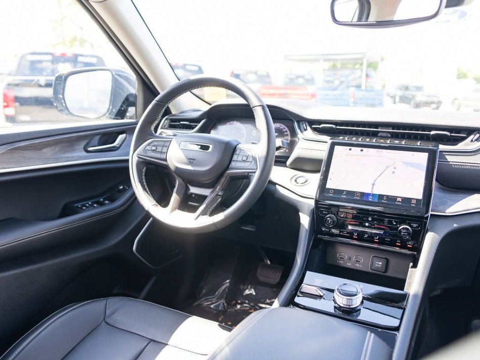 JEEP Grand Cherokee L Limited 1C4RJKBG2N8529792 106963