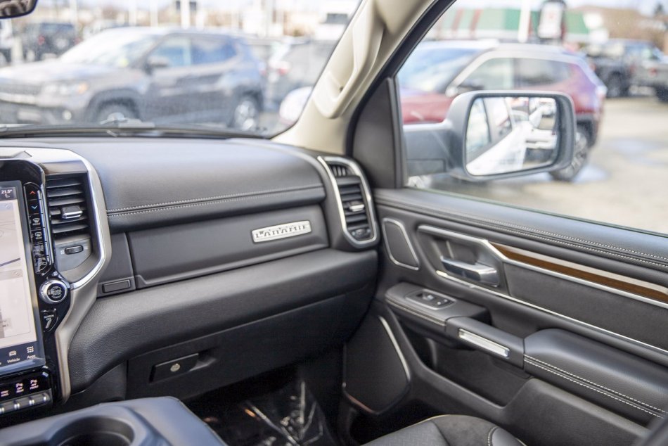 RAM 1500 Laramie 1C6SRFJT3NN124257 102726