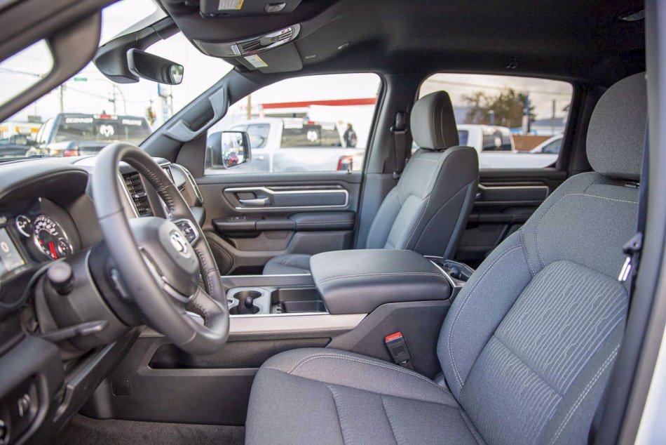 RAM 1500 Big Horn 1C6SRFFT2NN116630 95179