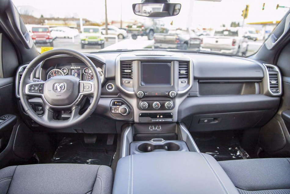 RAM 1500 Big Horn 1C6SRFFT2NN116630 95183