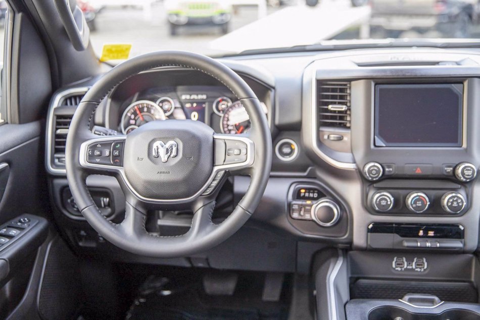 RAM 1500 Big Horn 1C6SRFFT2NN116630 95184