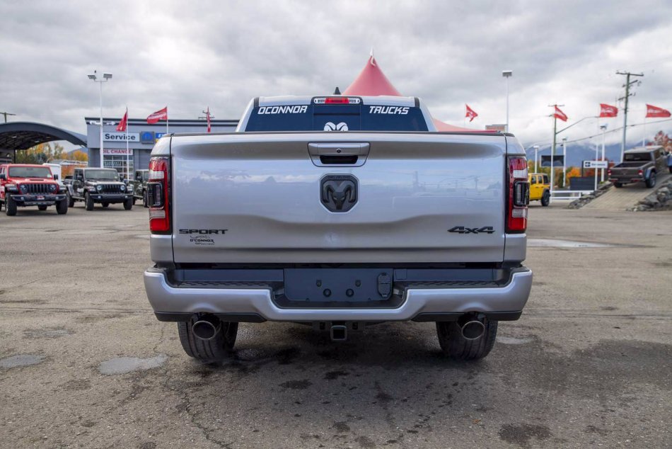 RAM 1500 Sport 1C6SRFVT7NN108377 93012