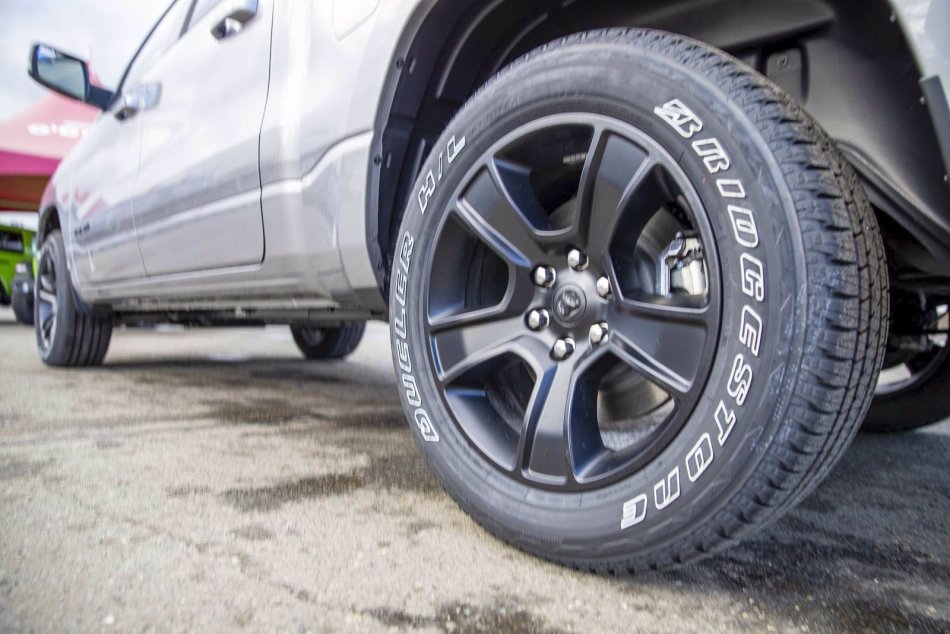 RAM 1500 Sport 1C6SRFVT7NN108377 93014