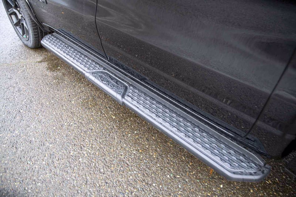 RAM 1500 Laramie 1C6SRFJT7NN141448 94083