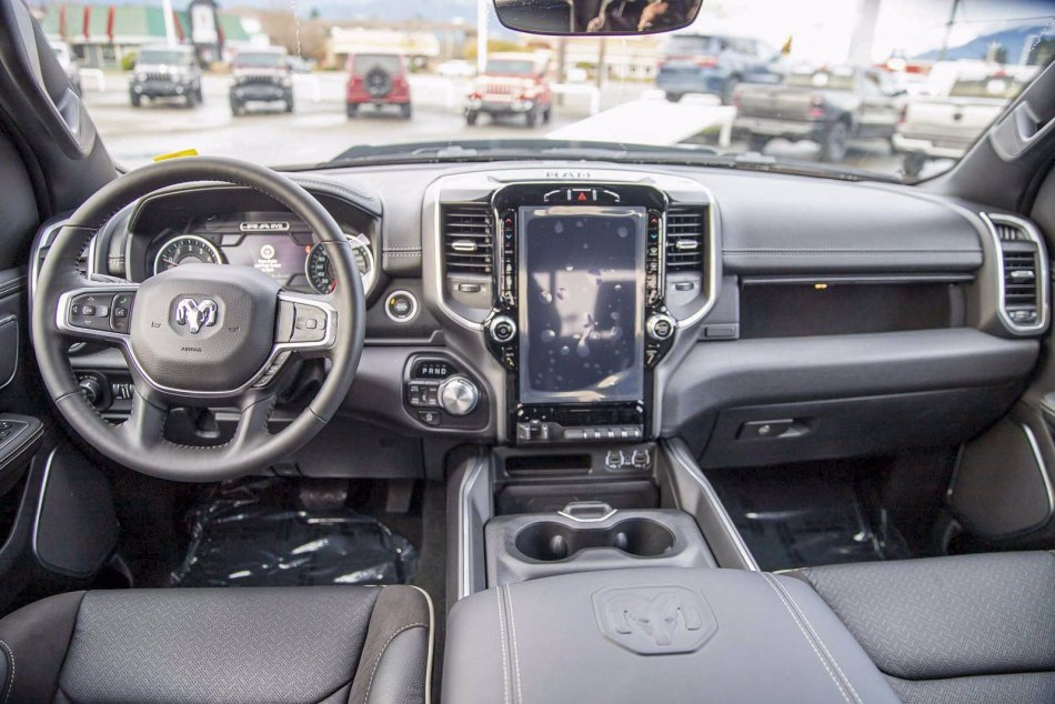 RAM 1500 Laramie 1C6SRFJT7NN141448 94088